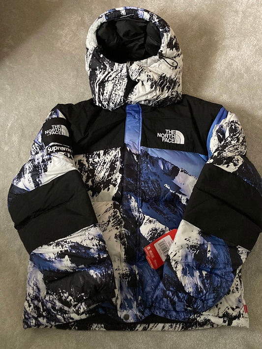 Supreme x The North Face Mountain Baltoro